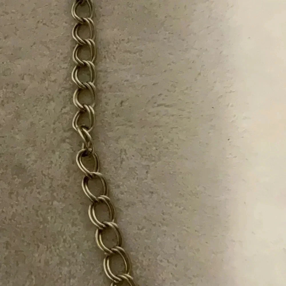 Necklace - Picture 5 of 7